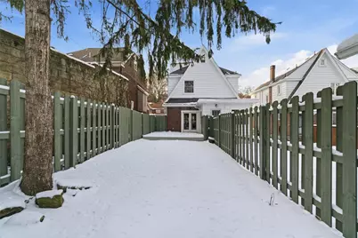6628 Wilkins Ave, Pittsburgh, PA 15217 - Photo 10