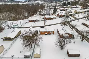 817 Gladden Rd, Canonsburg, PA 15317 - Photo 18