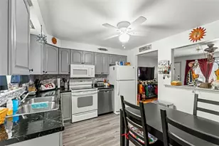 817 Gladden Rd, Canonsburg, PA 15317 - Photo 6