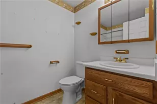 38 Roxbury Rd, Pittsburgh, PA 15221 - Photo 10