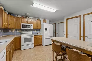 38 Roxbury Rd, Pittsburgh, PA 15221 - Photo 16