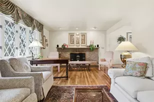 283 McKim Dr, Pittsburgh, PA 15239 - Photo 4