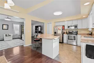 2205 McAleer Rd, Pittsburgh, PA 15143 - Photo 8