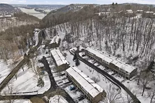 711 Newton Square, Moon/Crescent Twp, PA 15108 - Photo 30