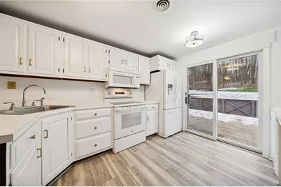 216 Clubhouse Dr, Loyalhanna, PA 15681 - Photo 20