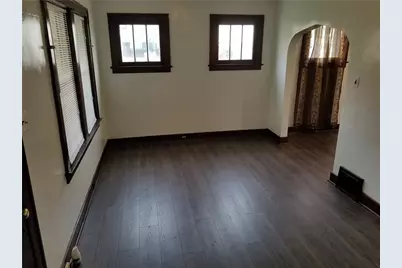 312 Trimble Ave, Carnegie, PA 15106 - Photo 2