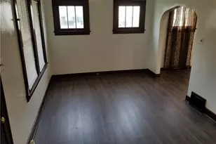 312 Trimble Ave, Carnegie, PA 15106 - Photo 2