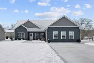 164 Edgewood Ave, Hopewell Township, PA 15001 - Photo 1