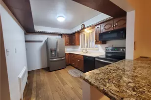 1989 Henderson Ave, Chartiers, PA 15301 - Photo 14