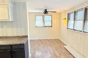 109 E 10th Ave, Tarentum, PA 15084 - Photo 6