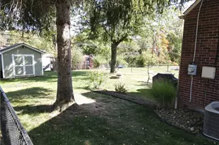 633 Moreland Dr, Pittsburgh, PA 15243 - Photo 48