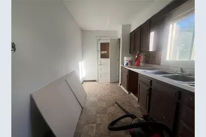 678 McMahon Ave, Monessen, PA 15062 - Photo 8