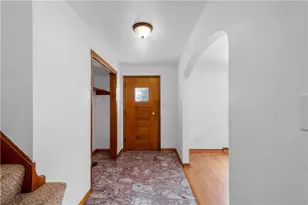 3930 Edge Rd, Pittsburgh, PA 15227 - Photo 4