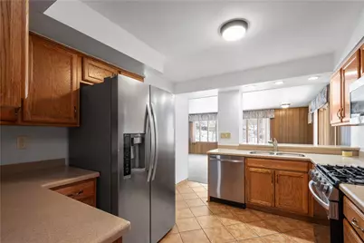 3930 Edge Rd, Pittsburgh, PA 15227 - Photo 12