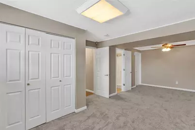 739 Bar Harbor Dr, Pittsburgh, PA 15239 - Photo 20