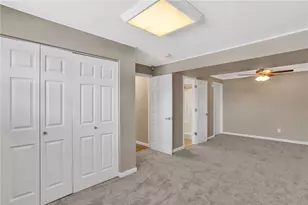 739 Bar Harbor Dr, Pittsburgh, PA 15239 - Photo 20