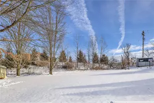 739 Bar Harbor Dr, Pittsburgh, PA 15239 - Photo 26