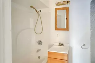 309 Boyles Ave, New Castle, PA 16101 - Photo 14