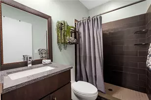 15 Bailey Park Ln, Pittsburgh, PA 15210 - Photo 38