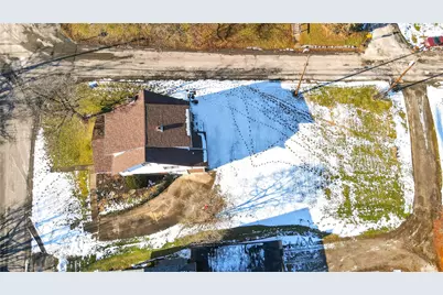 140 4th St, Chartiers, PA 15342 - Photo 2