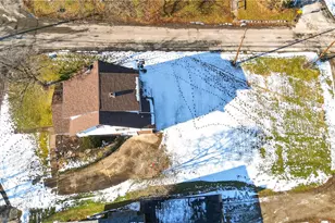 140 4th St, Chartiers, PA 15342 - Photo 2