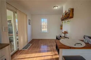 327 N Eighty Eight Rd, Carmichaels-Cumberland, PA 15320 - Photo 6