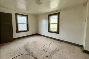 126 W Midland Ave, Midland Boro, PA 15059 - Photo 6