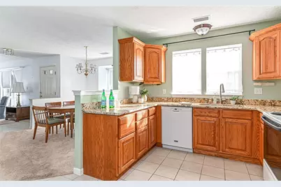 710 Spencer Woods Dr, Pittsburgh, PA 15116 - Photo 10