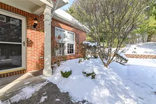 710 Spencer Woods Dr, Pittsburgh, PA 15116 - Photo 24