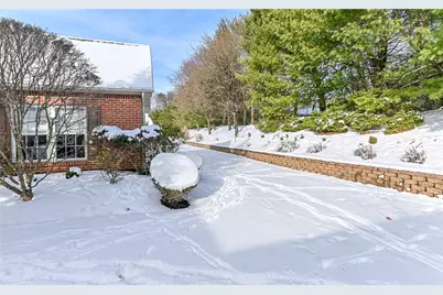 710 Spencer Woods Dr, Pittsburgh, PA 15116 - Photo 26