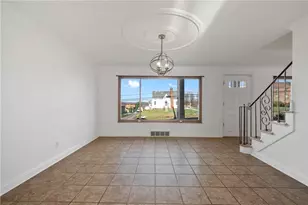 1430 James St, Monroeville, PA 15146 - Photo 8