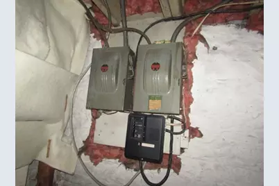 240 E College St, Canonsburg, PA 15317 - Photo 36