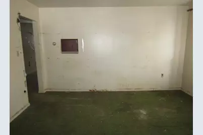 240 E College St, Canonsburg, PA 15317 - Photo 32