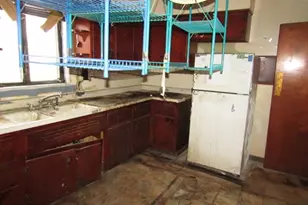 240 E College St, Canonsburg, PA 15317 - Photo 28