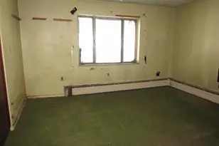 240 E College St, Canonsburg, PA 15317 - Photo 24