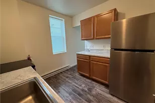 570 Hansen Ave, Twp of But SW, PA 16045 - Photo 8