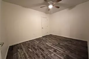 570 Hansen Ave, Twp of But SW, PA 16045 - Photo 10