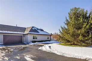 153 Cambridge Dr, Springdale Township, PA 15049 - Photo 32