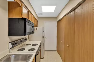 153 Cambridge Dr, Springdale Township, PA 15049 - Photo 14