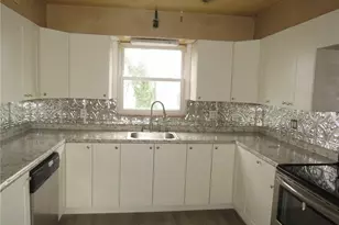 606 Crest Ave, Charleroi Boro, PA 15022 - Photo 22
