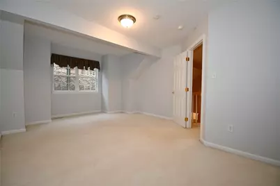 408 Kingsberry Circle, Pittsburgh, PA 15234 - Photo 20