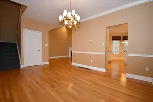 408 Kingsberry Cir, Pittsburgh, PA 15234 - Photo 8