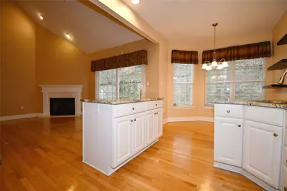 408 Kingsberry Circle, Pittsburgh, PA 15234 - Photo 12