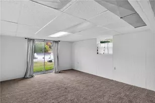 405 Antonelli Dr, Elizabeth, PA 15037 - Photo 28