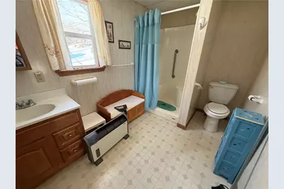 922 Carbon Ave, Central City Borough, PA 15926 - Photo 10