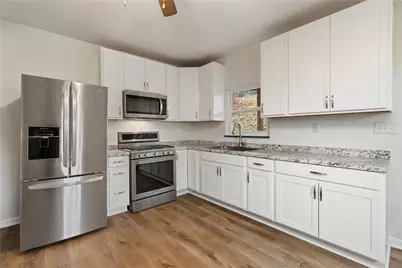 4229 Bristol St, Pittsburgh, PA 15207 - Photo 10