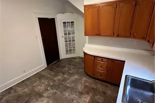 809 Arthur Ave, Scottdale, PA 15683 - Photo 12