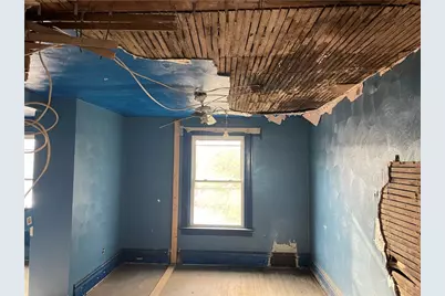 419 Robinson St, Pitcairn, PA 15140 - Photo 6