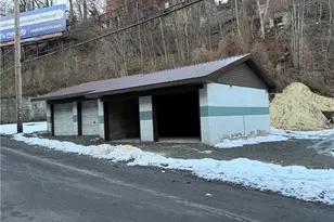 1405 Electric Ave, North Braddock, PA 15112 - Photo 4