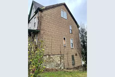 219 W 9th Ave, West Homestead, PA 15120 - Photo 2